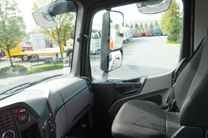 Vinçli platform Mercedes-Benz Antos 2540 / Flatbed 15 EPAL/ Fassi F165