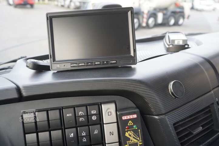 Platform kamyonlar Iveco Stralis X-Way 310 4x2 E6 / Fassi F155