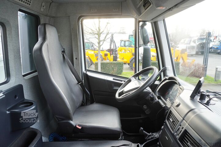 Platform kamyonlar Iveco Stralis X-Way 310 4x2 E6 / Fassi F155