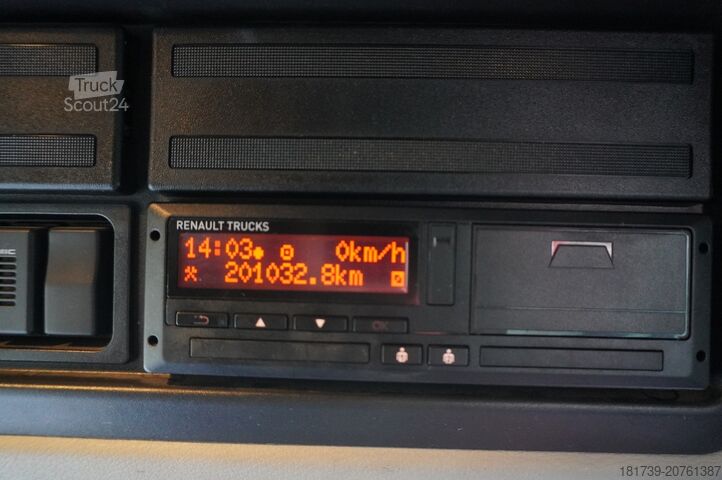 Vinçli platform Renault C280 DTI 8 / FASSI crane 5.6T / 560 mth