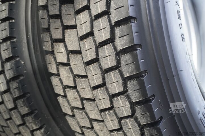 Vinçli platform Renault C280 DTI 8 / FASSI crane 5.6T / range 8m