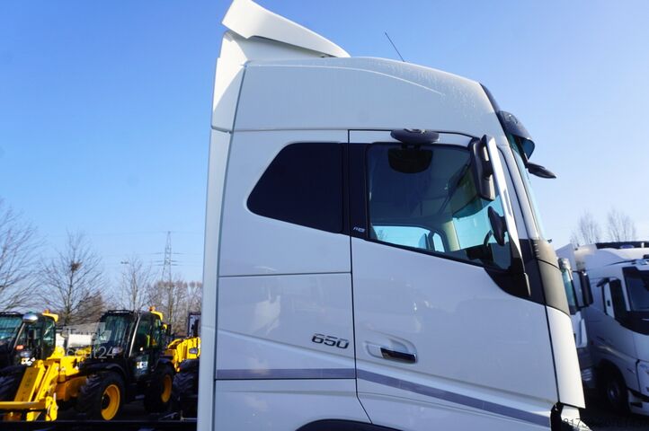 привідний вузол Volvo FH 650 8x4 / Truck chassis / steered 4th