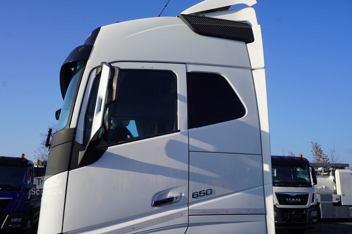 συγκρότημα μετάδοσης κίνησης Volvo FH 650 8x4 / Truck chassis / steered 4th