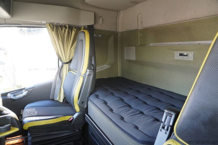 συγκρότημα μετάδοσης κίνησης Volvo FH 650 8x4 / Truck chassis / steered 4th