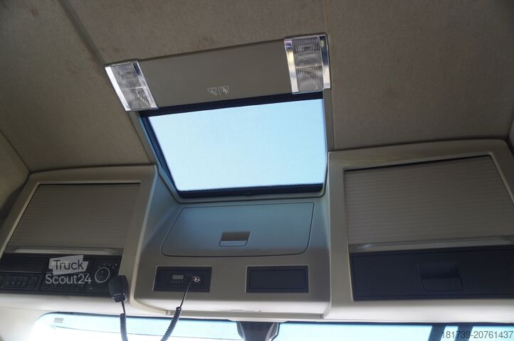 συγκρότημα μετάδοσης κίνησης Volvo FH 650 8x4 / Truck chassis / steered 4th