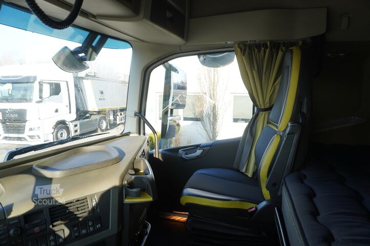 привідний вузол Volvo FH 650 8x4 / Truck chassis / steered 4th