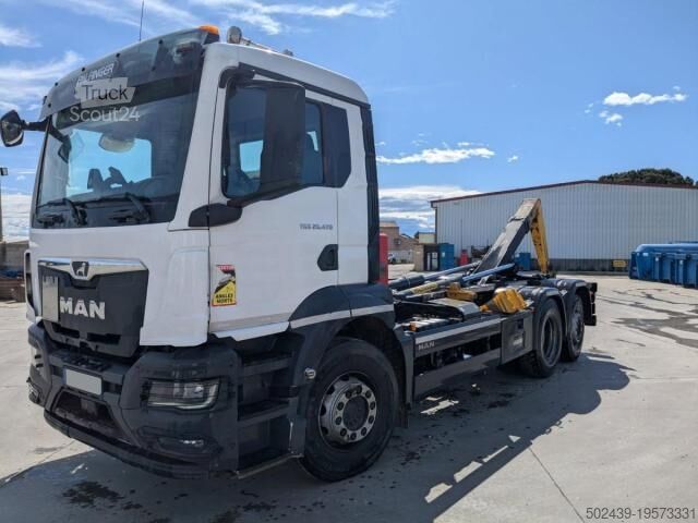 Camión volquete MAN TGS 26.470