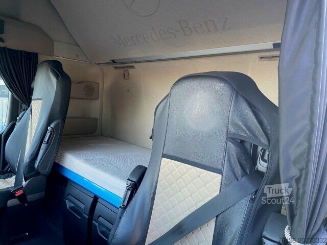 Standardní tahač Mercedes-Benz Actros L 1840LS GigaSpace/Öl-Retarder/Standkl.