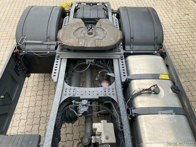 Standardní tahač Mercedes-Benz Actros L 1840LS GigaSpace/Öl-Retarder/Standkl.