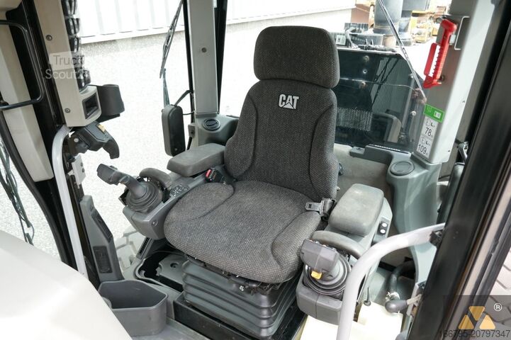 Greideris Caterpillar 160M3