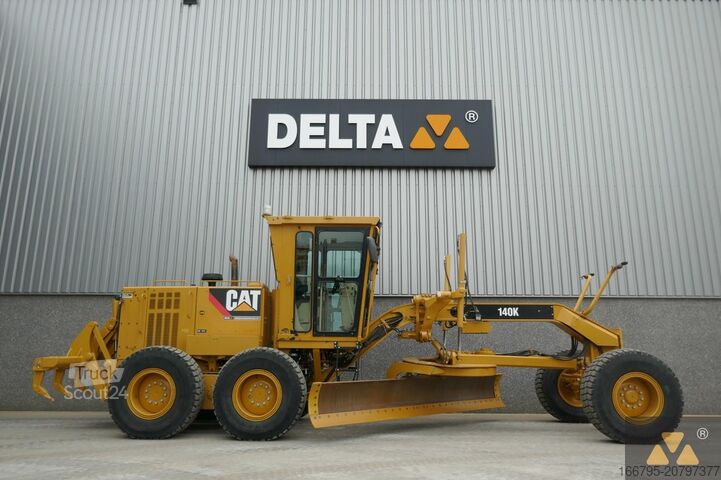 Greideris Caterpillar 140K