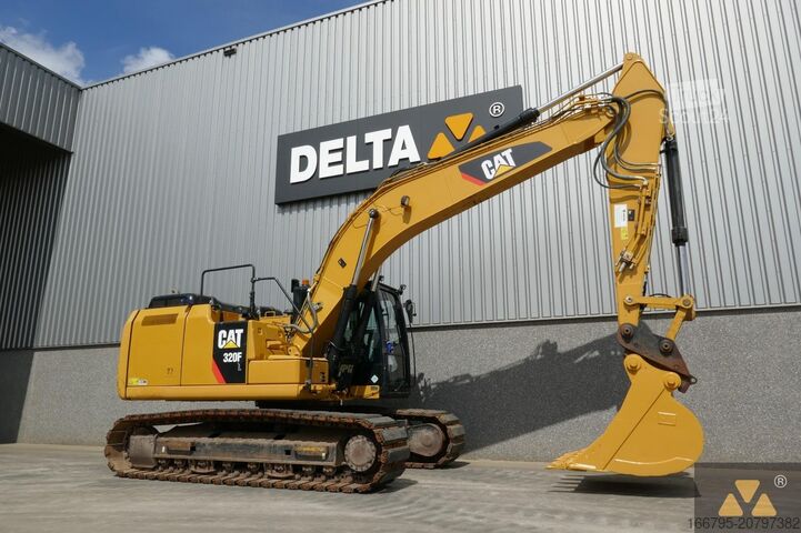 Vikšrinis ekskavatorius Caterpillar 320FL