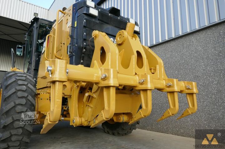 Greideris Caterpillar 12M3