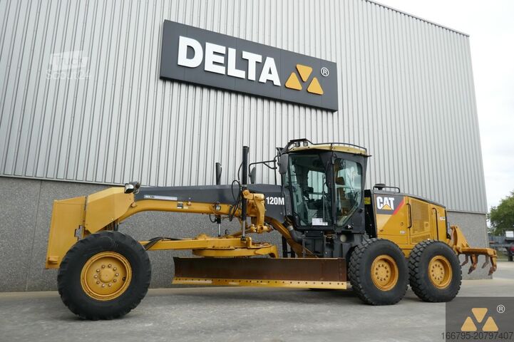 Greideris Caterpillar 120M