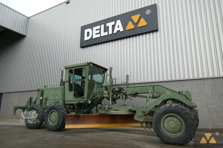 Greideris Caterpillar 130G Ex-army