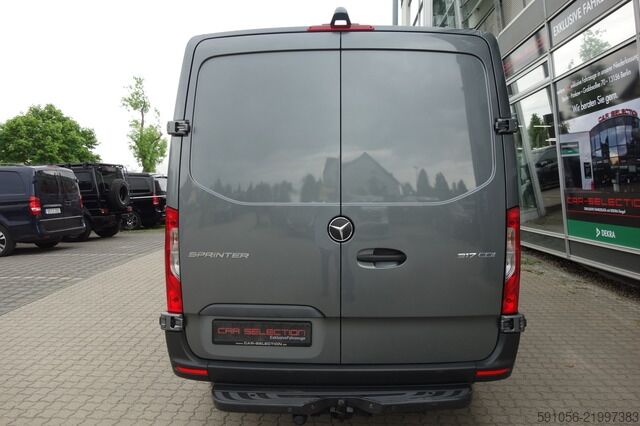 Panelvan mercedes-benz Sprinter 317 CDI Kasten L2H1 REGALE/KAM/AHK/TEMP