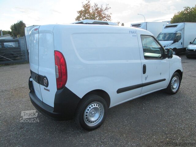 Ledusskapja furgons FIAT Doblo CNG *Carrier-Kühlwagen*Euro6*