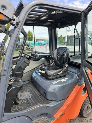 περονοφόρο ανυψωτικό Toyota 02-8FDF25