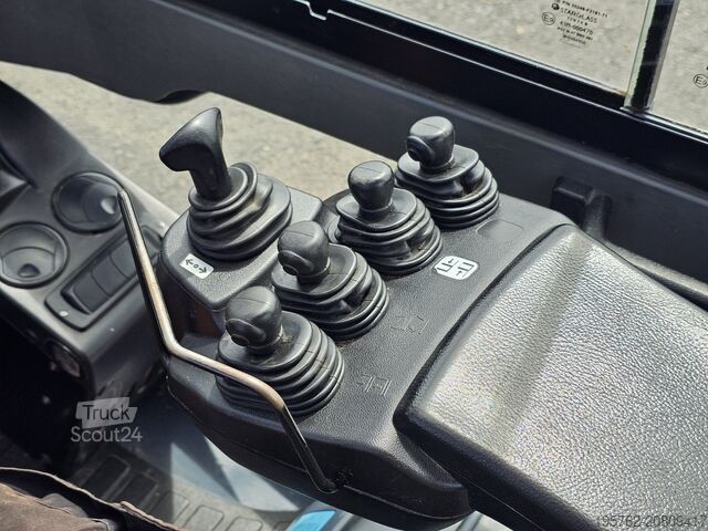 περονοφόρο ανυψωτικό Toyota 02-8FDF25