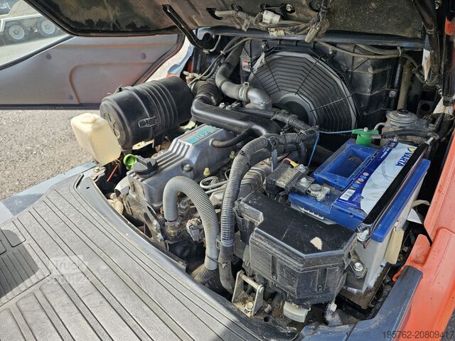 περονοφόρο ανυψωτικό Toyota 02-8FDF25