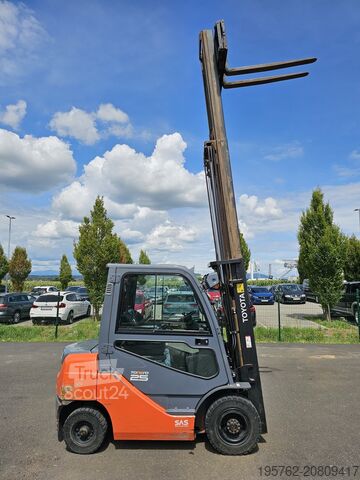 περονοφόρο ανυψωτικό Toyota 02-8FDF25