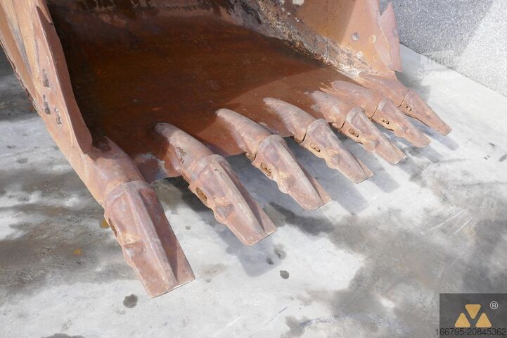 Rupsgraafmachine Komatsu PC490LC-11