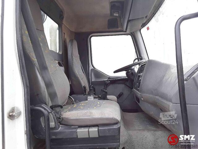 Nosturilla varustettu kippivaunu Renault Midlum 180 fassi