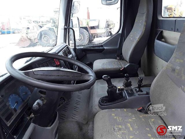 Nosturilla varustettu kippivaunu Renault Midlum 180 fassi