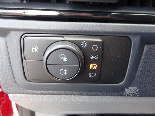 Minibussi FORD Tourneo Custom L1 Sport PHEV AHK Exklusiv 360Kam