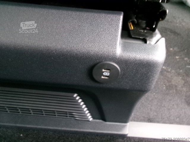 Minibus FORD Tourneo Custom L1 Sport PHEV AHK Exklusiv 360Kam