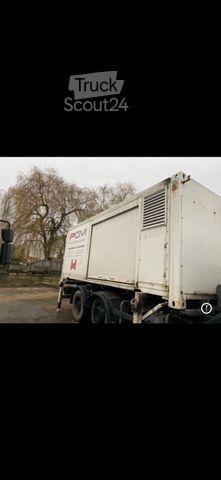 Camión cisterna de vacío DEUTZ Deutz Diesel Motor.