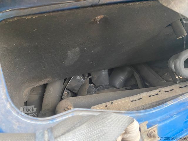 Camion bâché MERCEDES-BENZ Atego 818