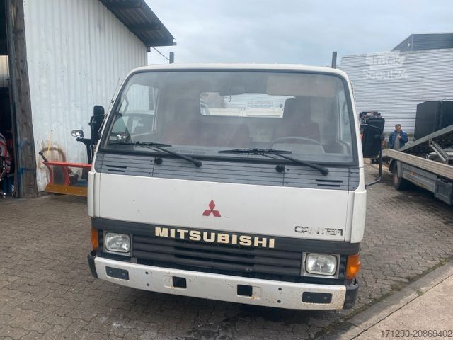 Furgoneta pick-up MITSUBISHI Canter