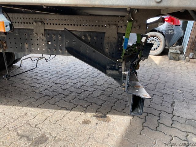 Furgoneta pick-up FUSO Canter 9/18