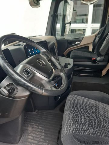 Trattore stradale standard MERCEDES-BENZ Actros 1851LS MP5 Gigaspace Retarder ADA Xenon