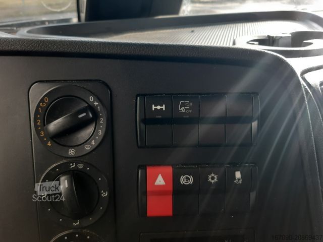 Furgone chiuso MERCEDES-BENZ Atego 823L Euro6D Standheizung LBW AHK