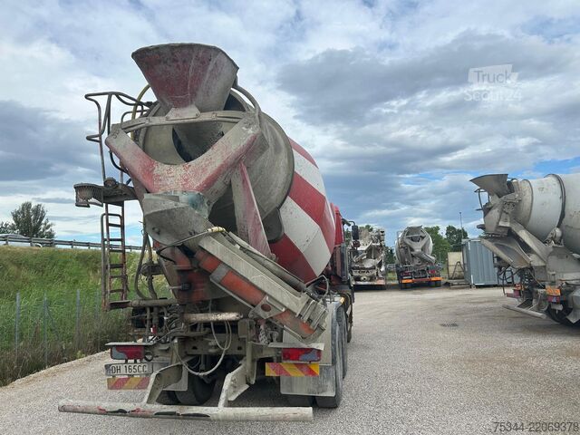 Betonszállító teherautó (betonkeverő) MAN TGA 33.390