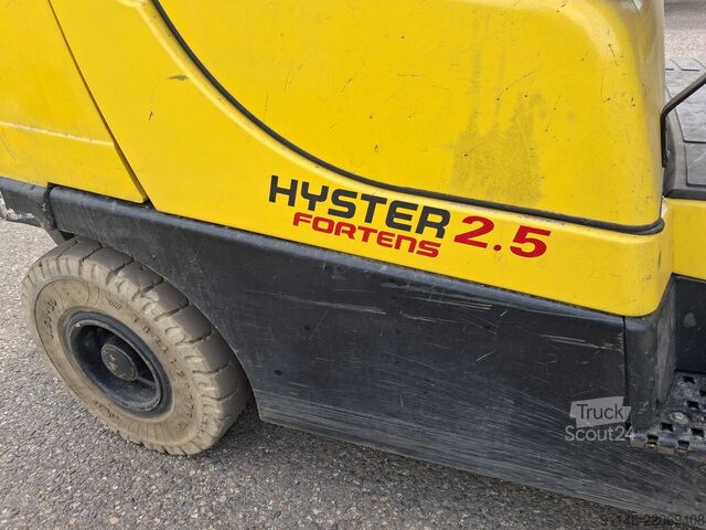 Chariot élévateur Hyster H2.5FT * Gas Triplex