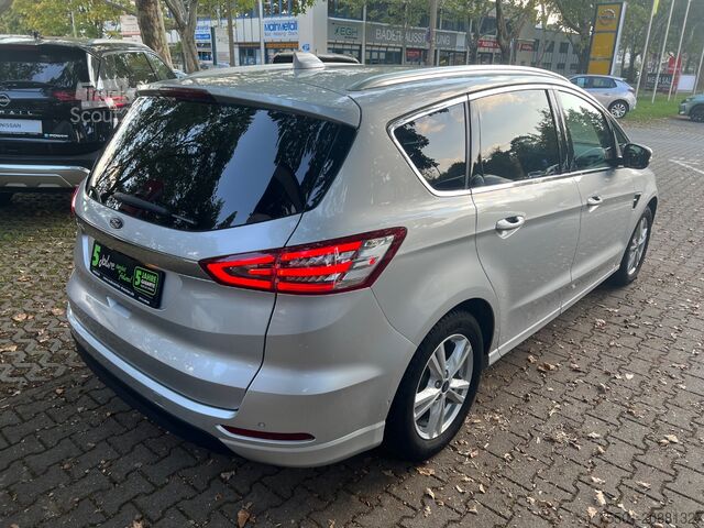 Minibus Ford S-MAX 2.0 EcoBlue Titanium Winterp.+2xKlima+Kam.