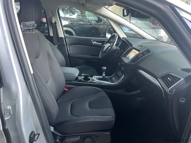 Minibus Ford S-MAX 2.0 EcoBlue Titanium Winterp.+2xKlima+Kam.