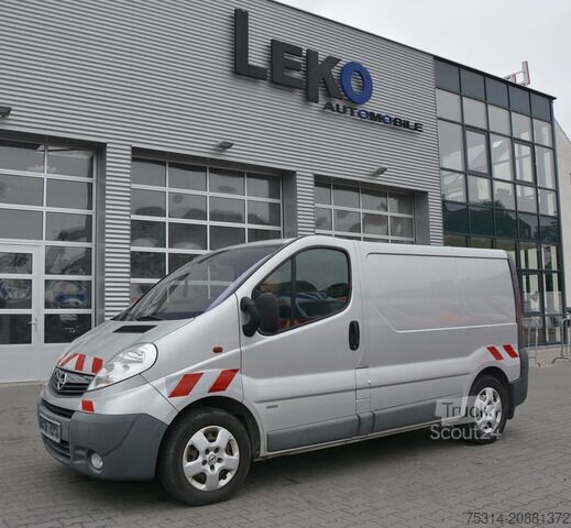 Furgon blaszak opel Vivaro 2.0 CDTI 2,9t WERKSTATT REGAL* Automatik/Standhezung/Klima/PDC/Euro 5