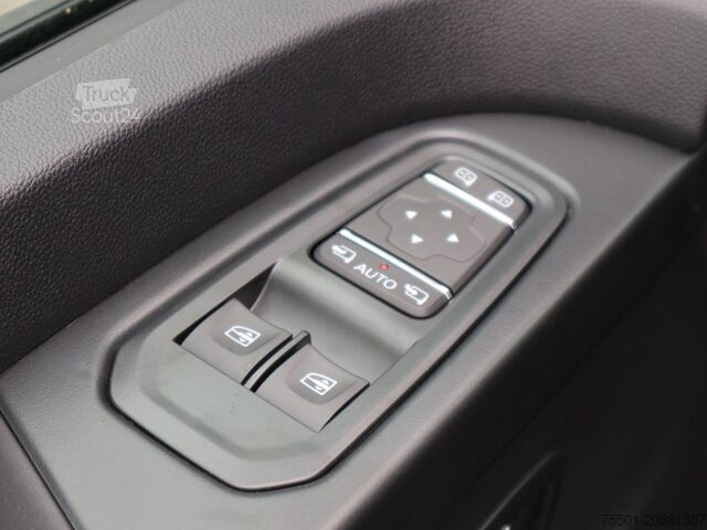 Minibus Nissan Primastar Kombi L1H1 dci150 MT TEKNA Kam Navi LED