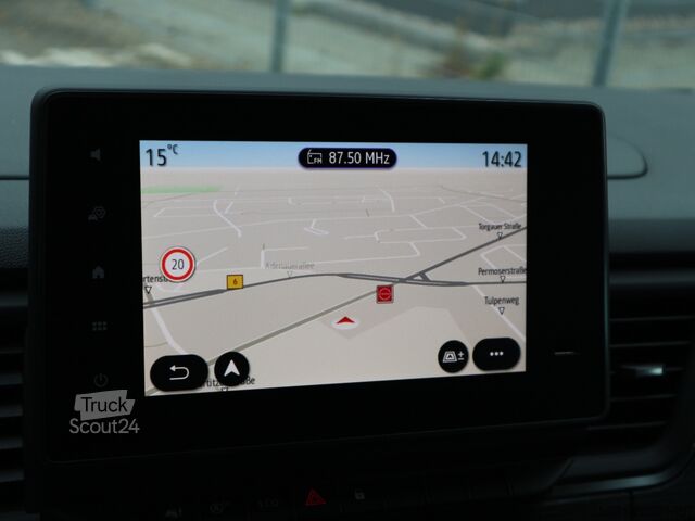 Minibus Nissan Primastar Kombi L1H1 170 AT TEKNA Kam Navi LED