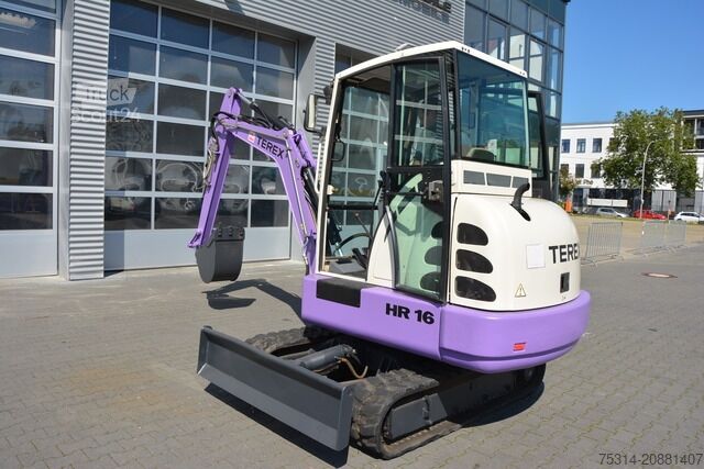 Mini-pelle schaeff HR 16 3500kg