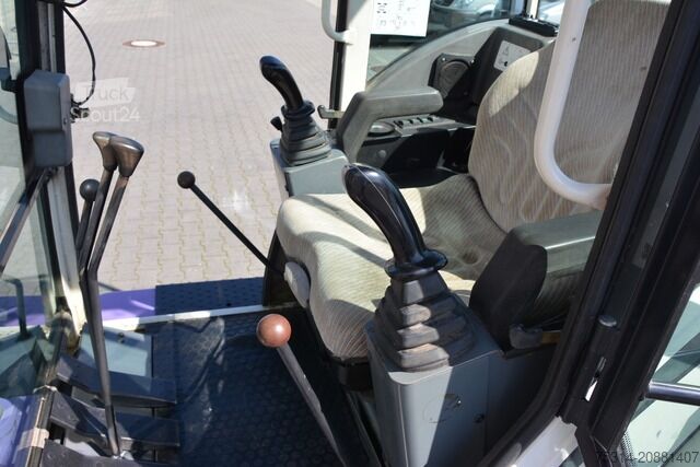 Mini-pelle schaeff HR 16 3500kg