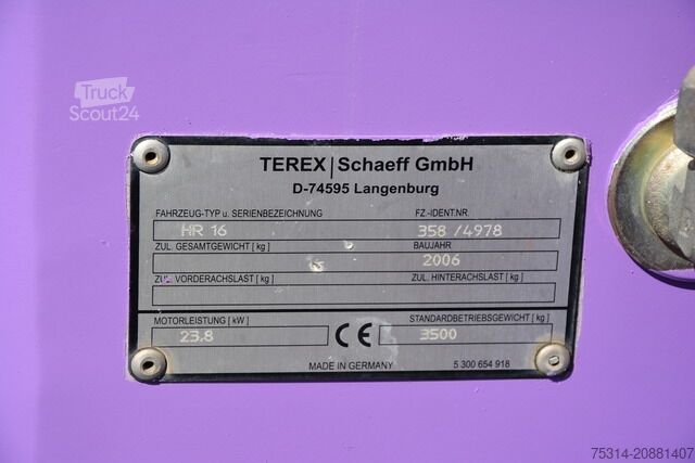 Mini-pelle schaeff HR 16 3500kg