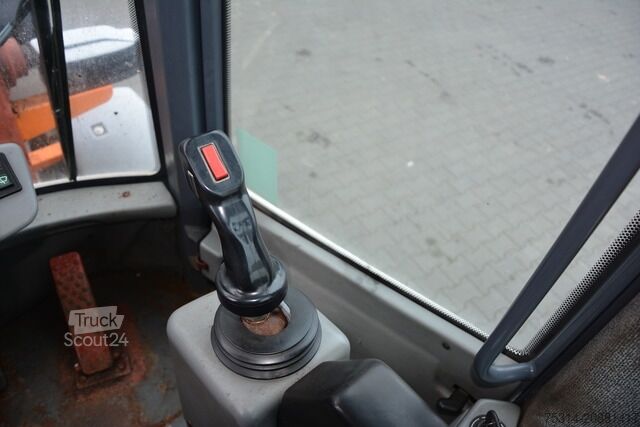 Chargeuse sur pneus schaeff Terex SKL 834 Palettengabel und Schaufel