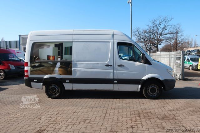 Ван с висока покривка MERCEDES-BENZ Sprinter II Kasten 210 CDI / Nr. 174