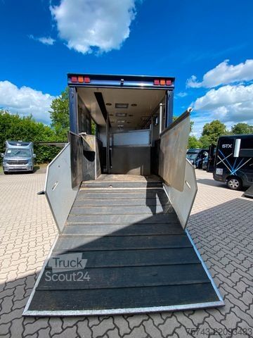 Kreaturvogn MERCEDES-BENZ Atego 8180 4-5  Pferde  Wohnung