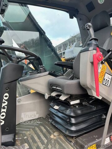 Mobiele graafmachine Volvo EWR 150 E